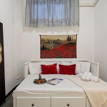 Апартаменти Fantastic House Near The Station Free Parking Генуя Екстер'єр фото